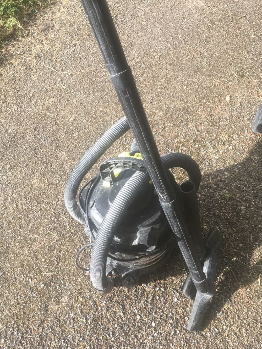 Aspirateur bidon Mac Allister / Parkside Bricolage