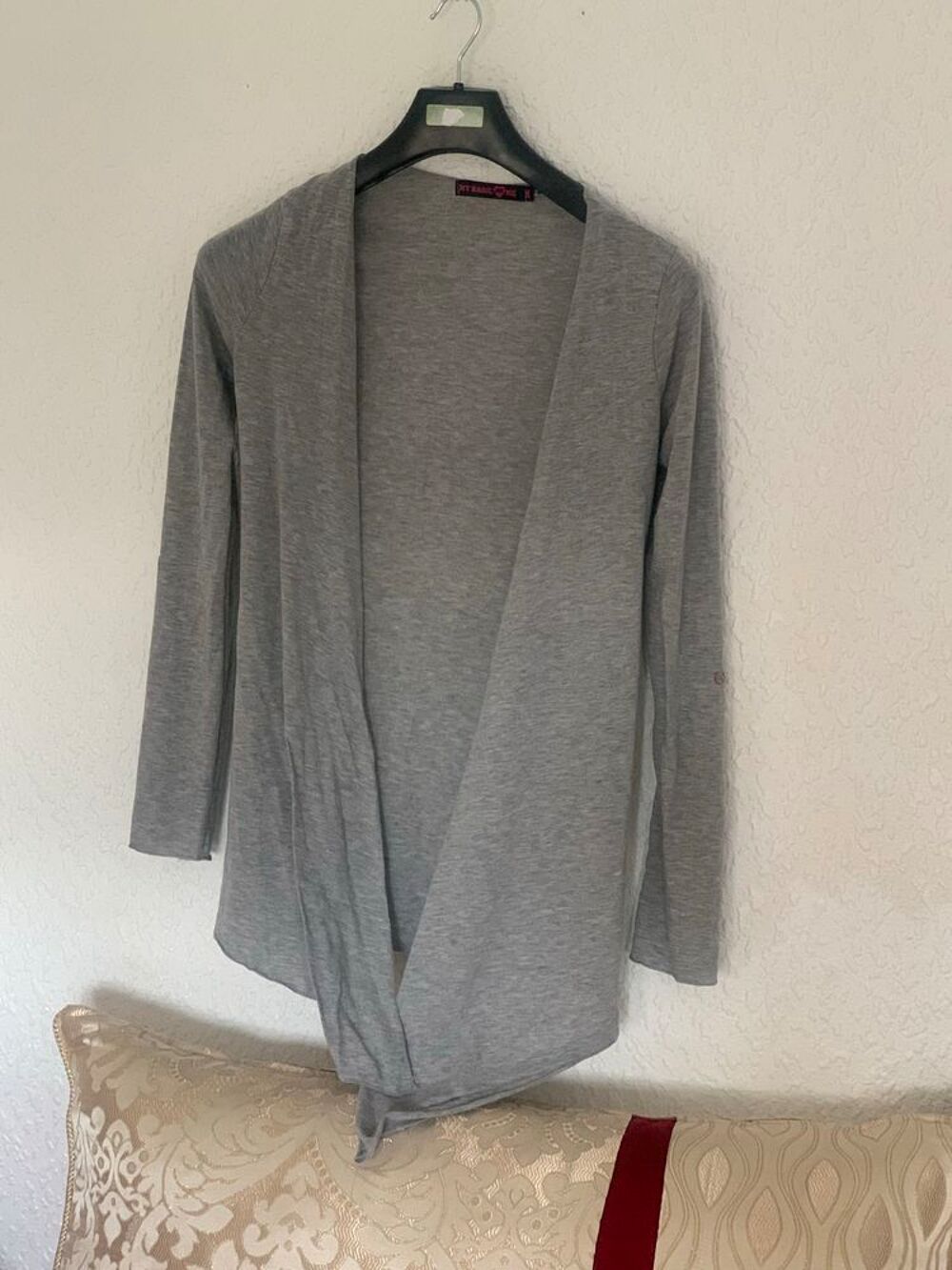 Gilet Long gris clair Marque Jennyfer /Taille M / Occasion Vêtements