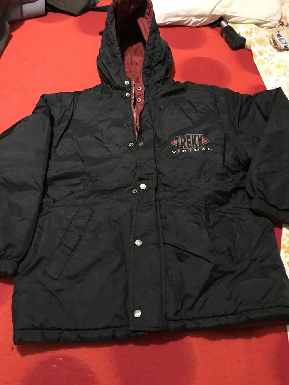 ANORAK REVERSIBLE NOIR/GRENAT T. 14 TREKK VIRTUAL Vêtements enfants