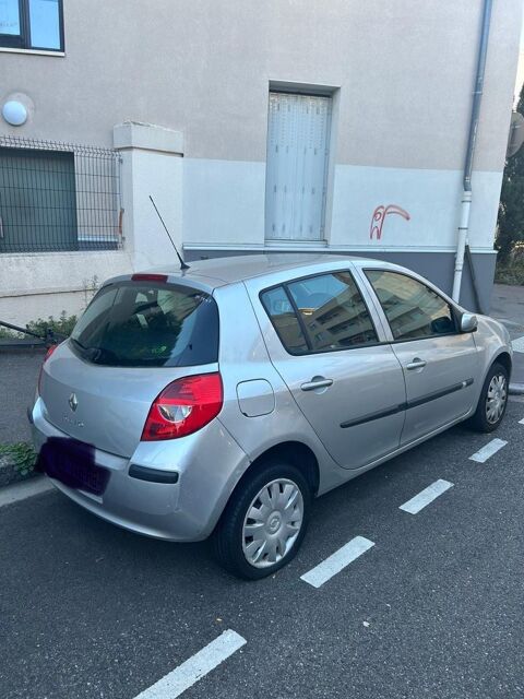 Renault clio iii Clio 1.2 16V 75 eco2 Extrême Fonc&