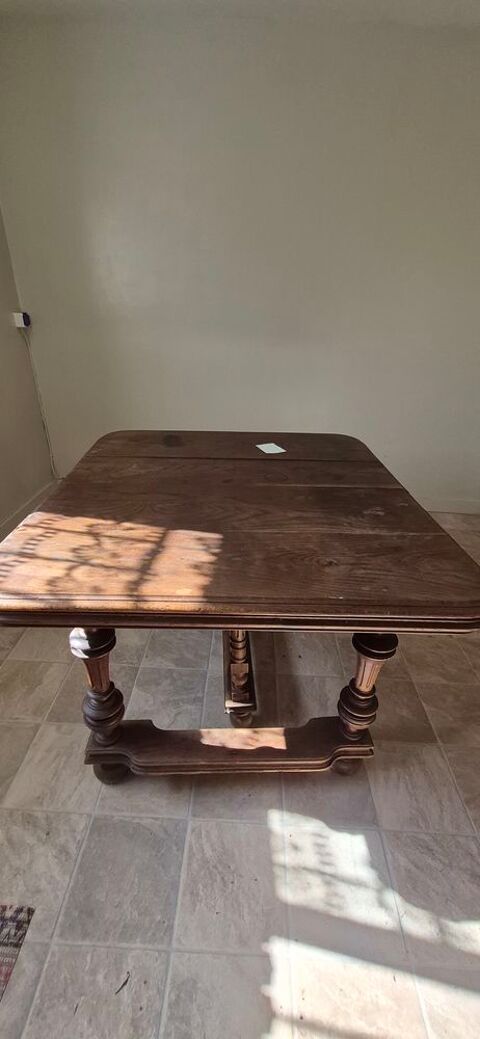 table rustique 30 Cognac-la-Forêt (87)