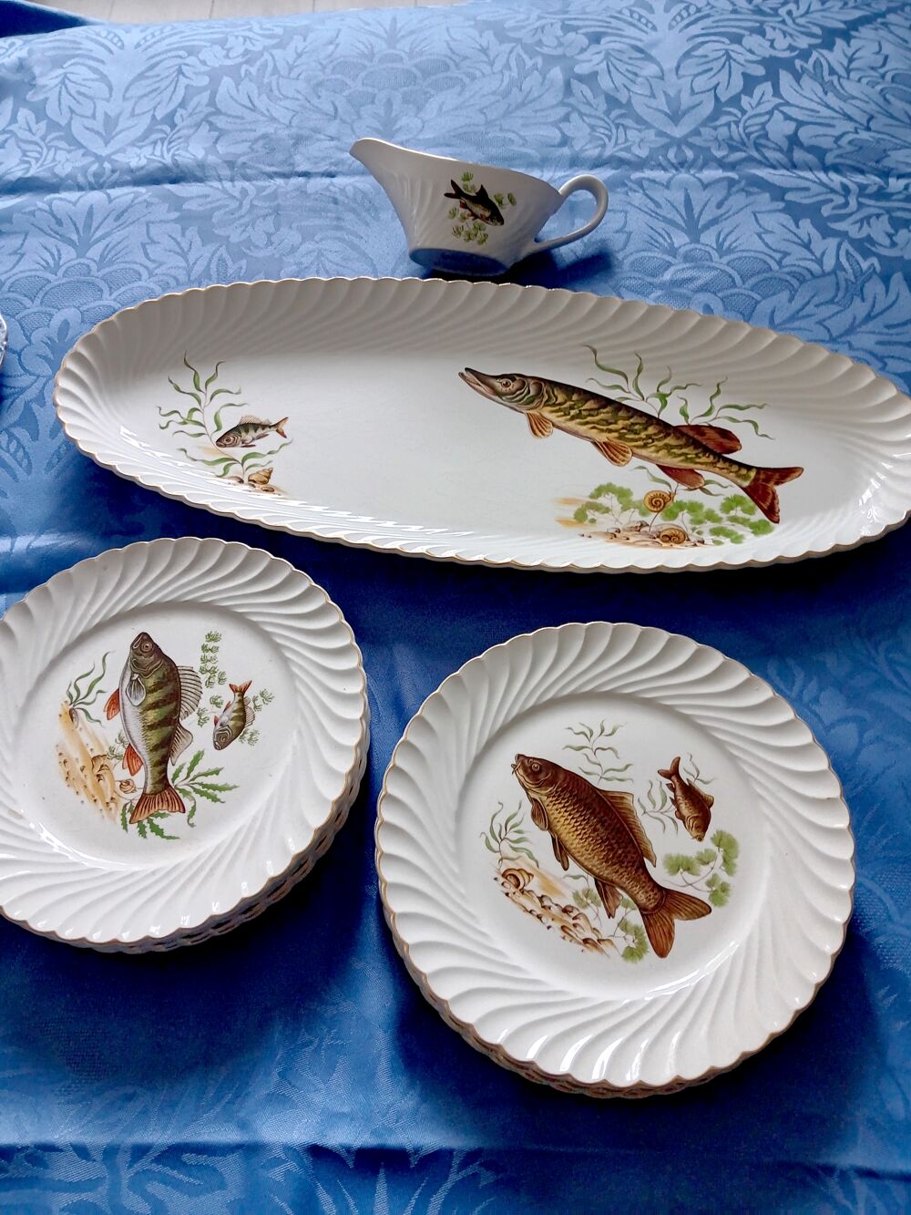 SERVICE A POISSON Cuisine
