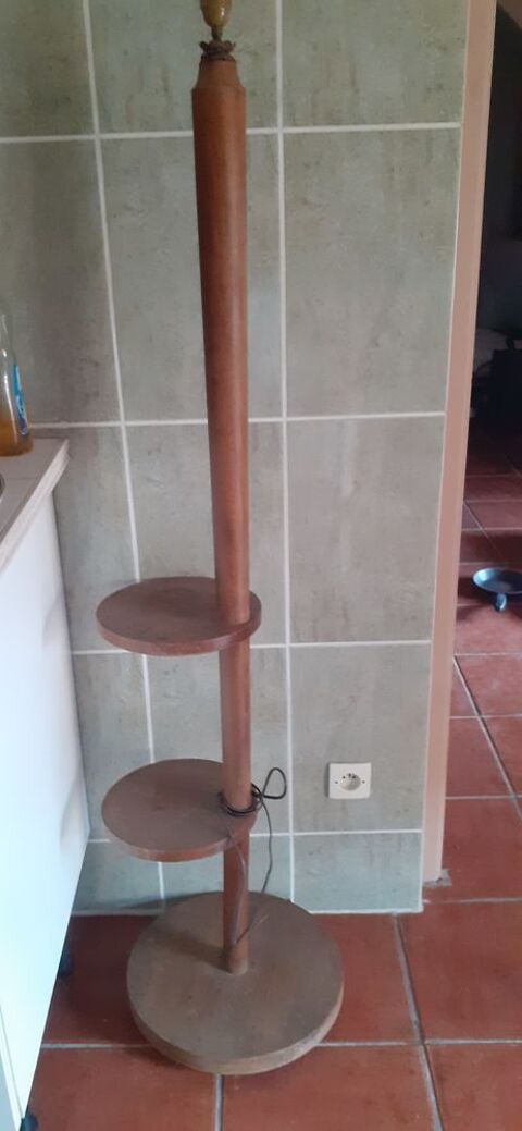 Lampadaire  bois 5 B�ziers (34)
