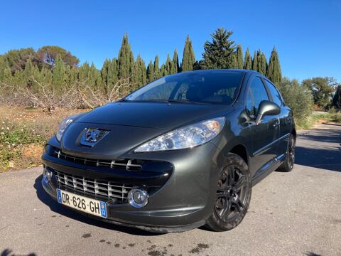 Peugeot 207 1.6 VTi 16V 120ch Féline 2008 occasion Flassans-sur-Issole 83340