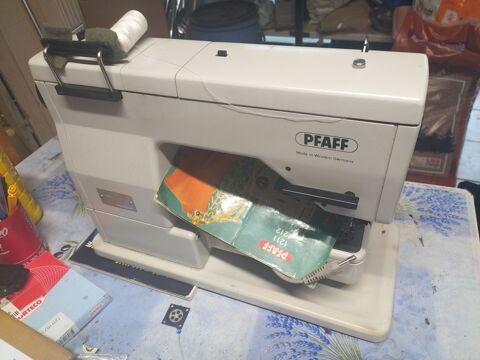 machine a coudre pfaff1212 180 Claveyson (26)