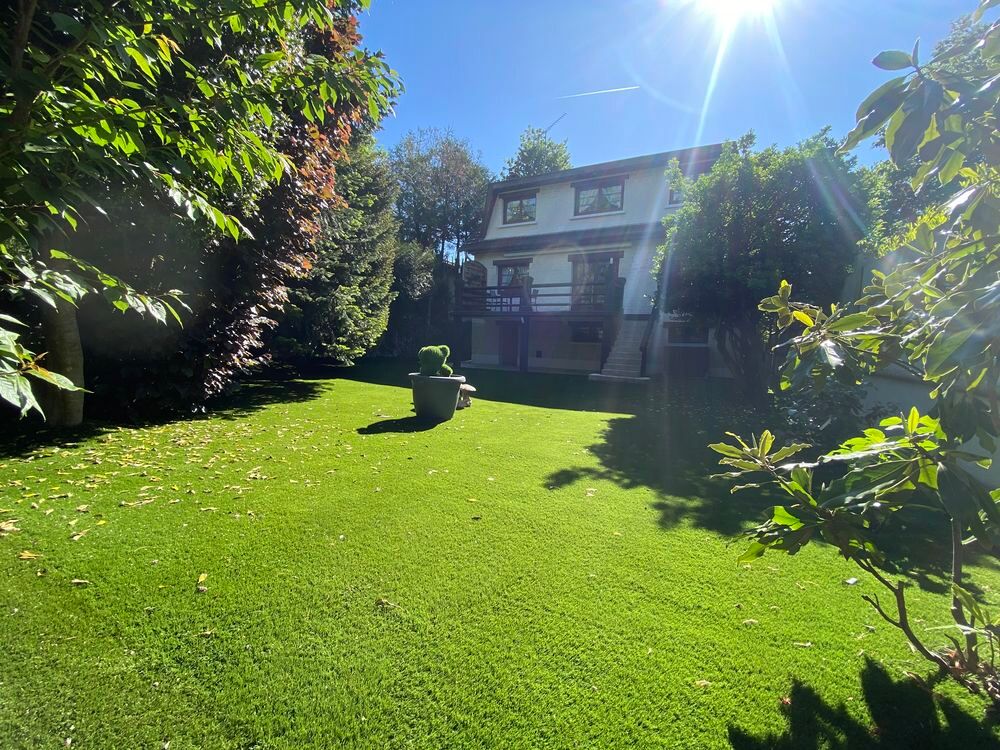 Vente Maison Coubron (93470)
7 pièces  4 chambres  140 m² Terrain 400 m² Coubron