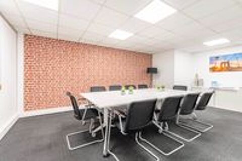   Espace de travail privé personnalisé en fonction des besoins uniques de votre entreprise à Nice City Centre  