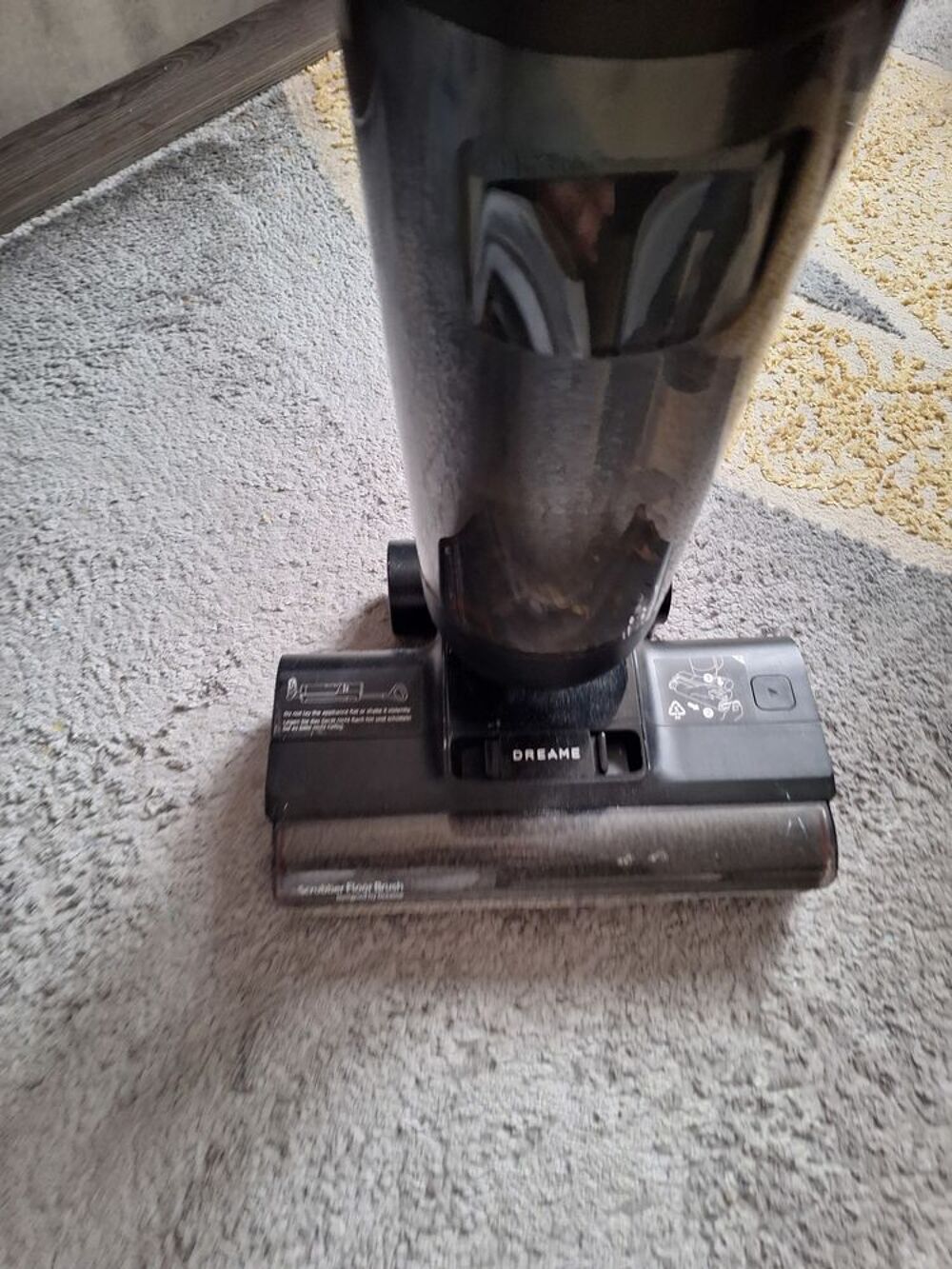 Aspirateur balai Dreame noir Electroménager