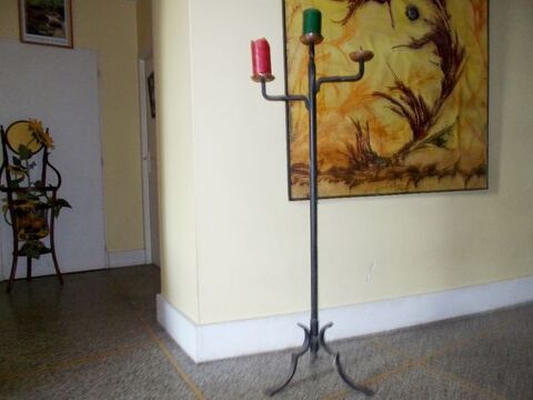 chandelier en fer forg� et cuivre (ancien) porte bougie 150 Monflanquin (47)