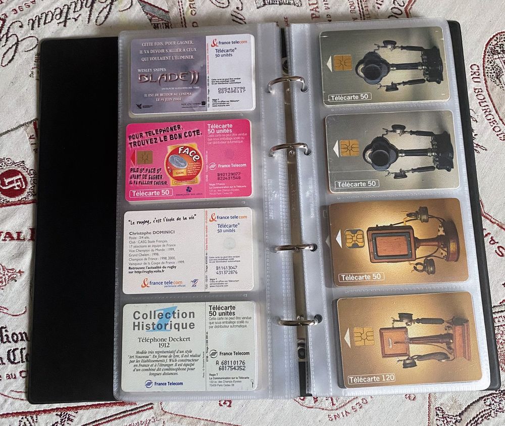 Collection timbres + cartes t&eacute;l&eacute;phoniques 