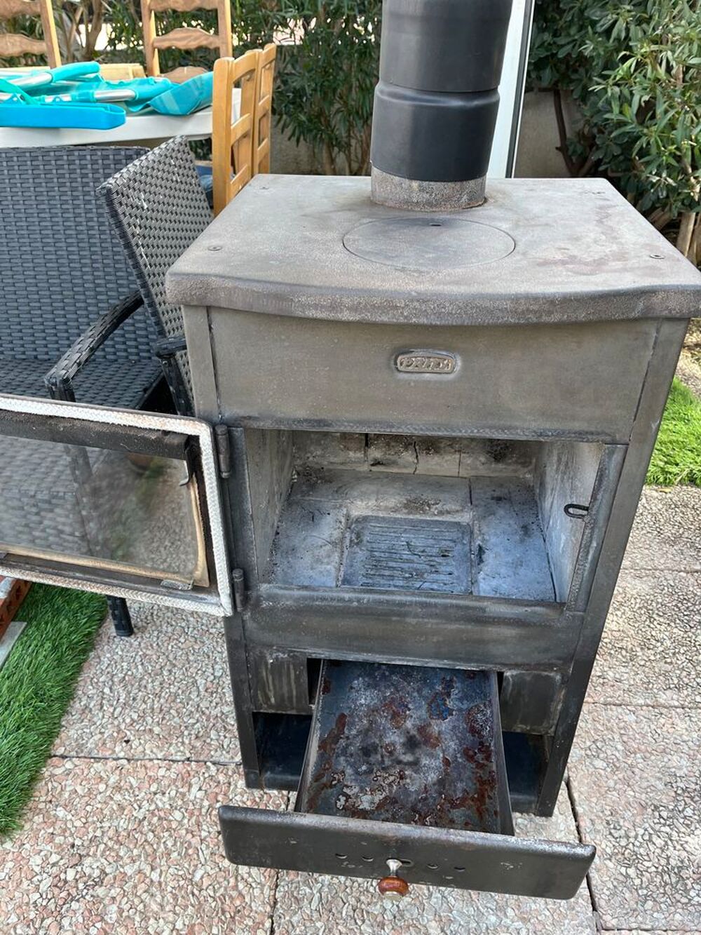 Po&ecirc;le &agrave; bois Electroménager
