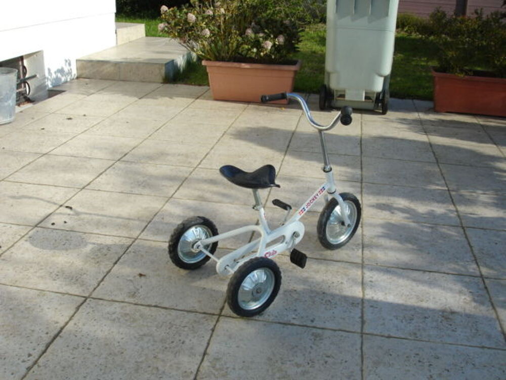 Tricycle Jockey Jeux / jouets