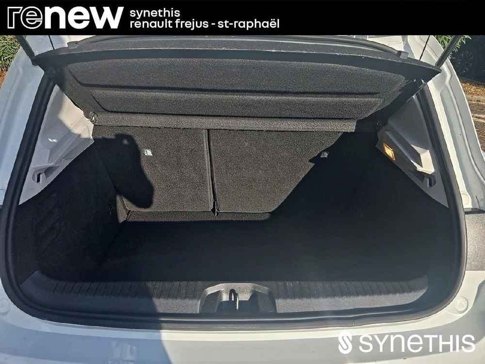 Clio V Clio E-Tech full hybrid 145 Equilibre 2022 occasion 83600 Fr&eacute;jus