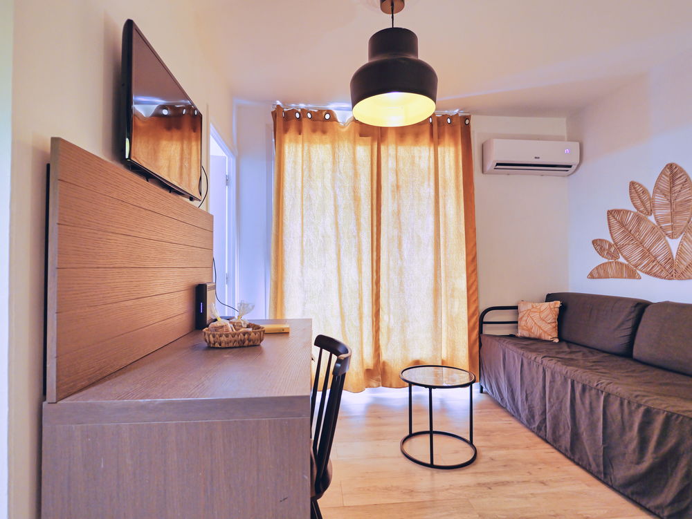 Vente Appartement Appartement T1 meublé avec terrasse et vue mer Saint-françois