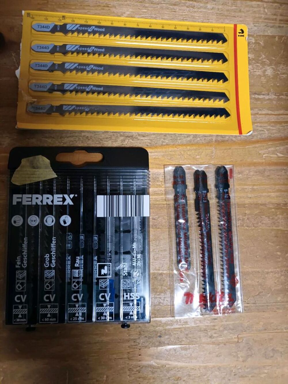 SCIE SAUTEUSE SANS FIL MAKITA
Bricolage