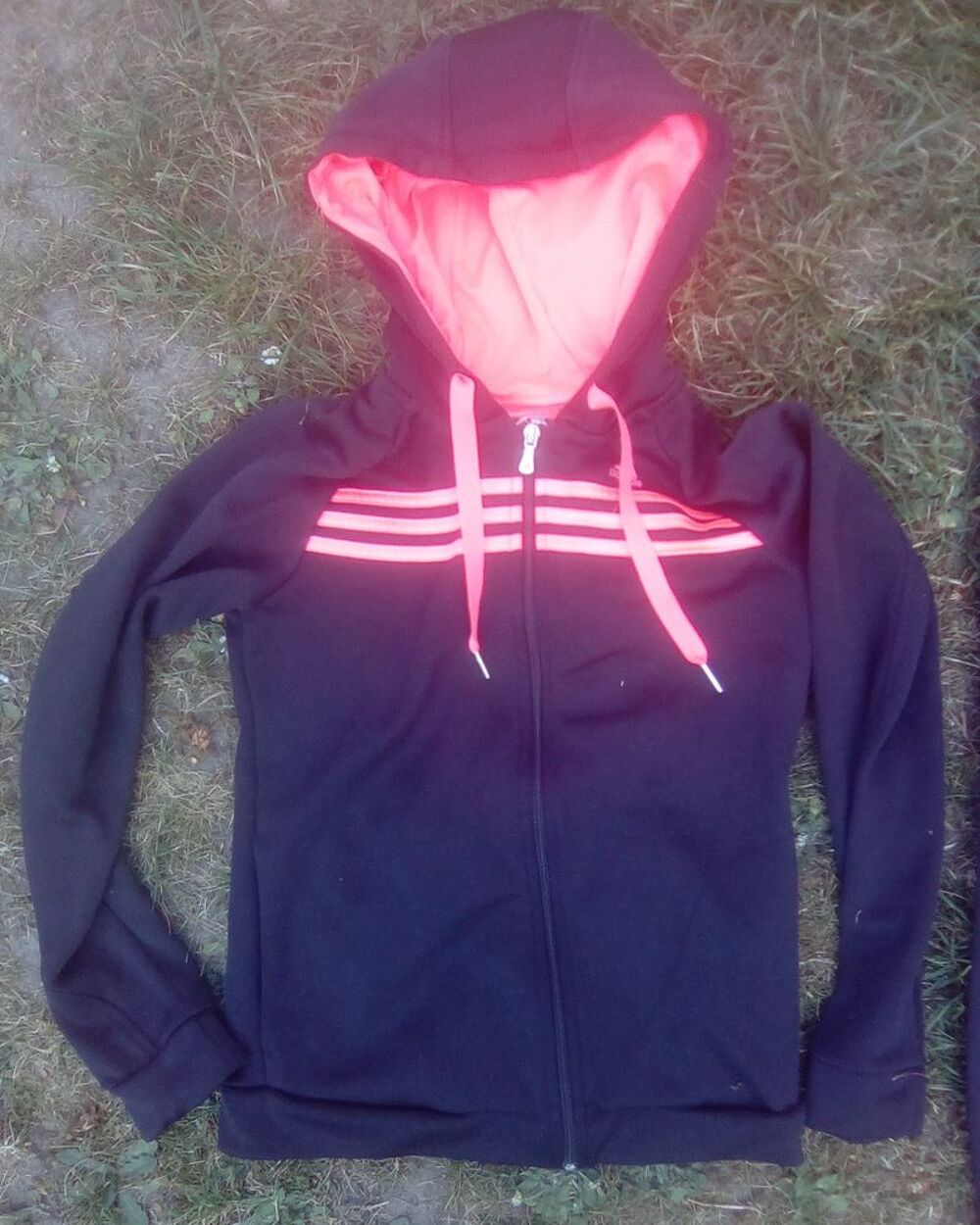 ensemble surv&ecirc;tement Adidas XS 32 - 34 Vêtements enfants