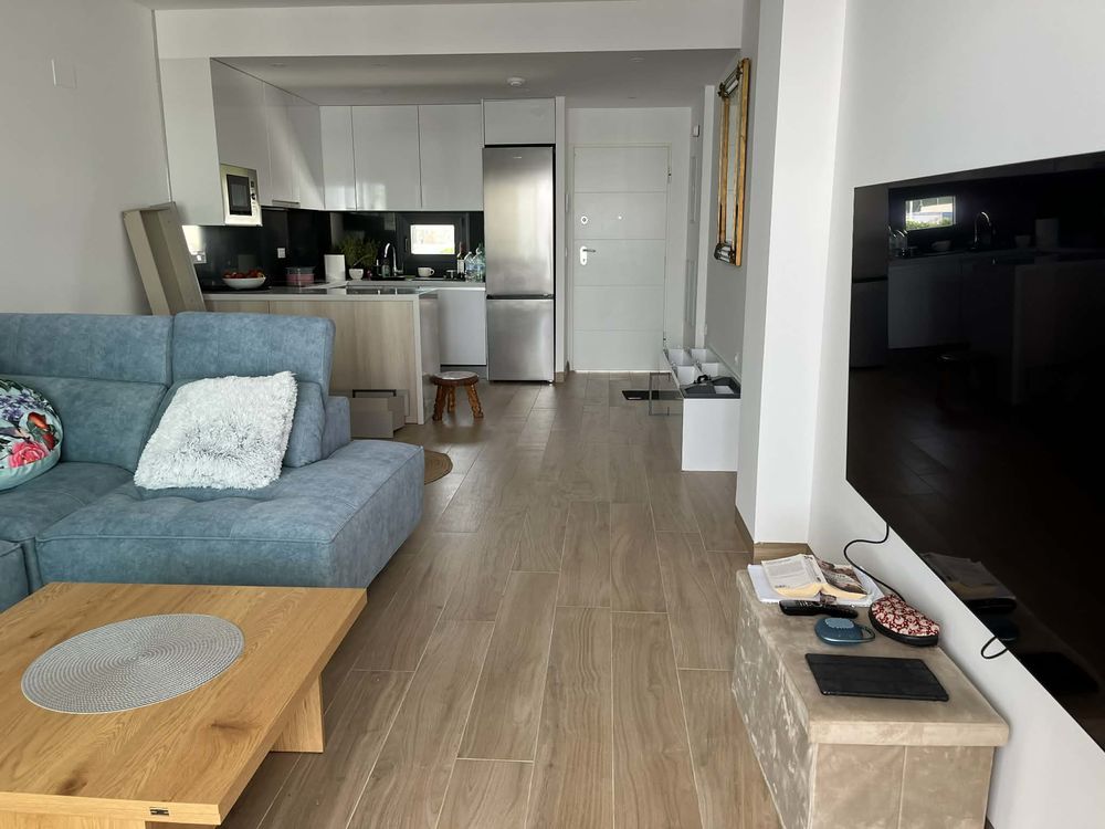   EN ESPAGNE APPARTEMENT HAUT STANDING POUR 4/6 PERSONNES  Espagne, 08186