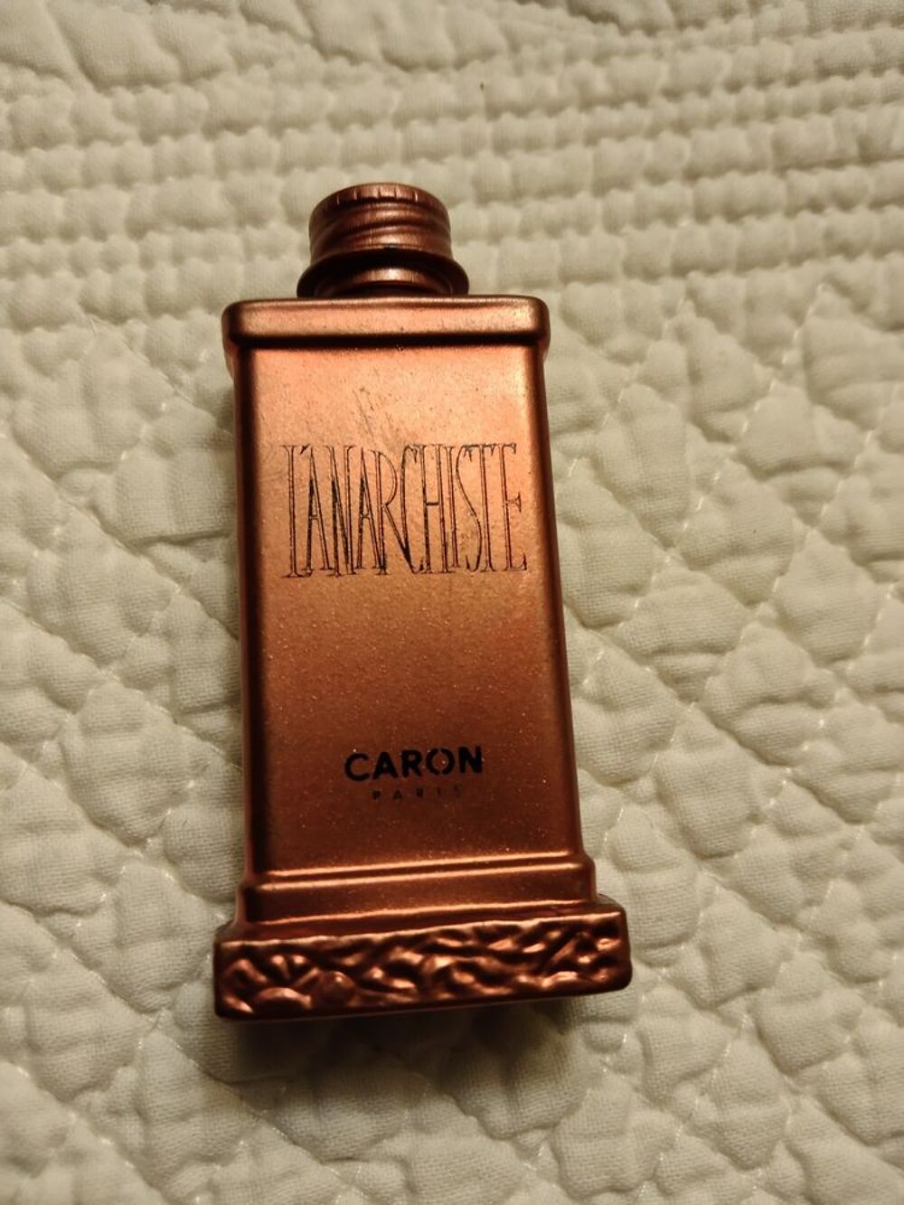 Miniature parfum de Caron . 