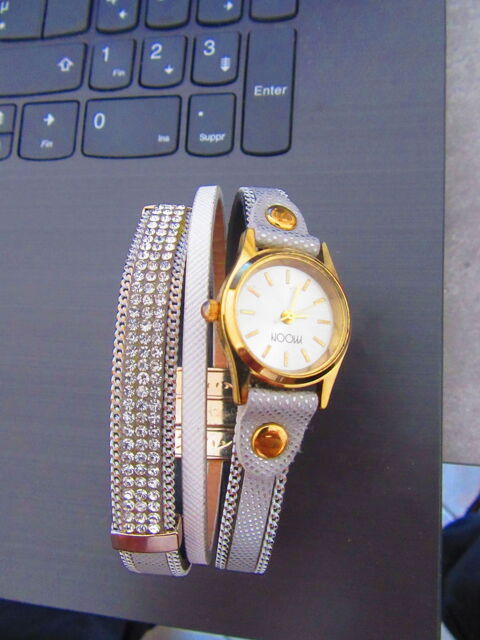 BRACELE MONTRE 3 EN 1  FERMETURE AIMANT 5 Cannes La Bocca (06)