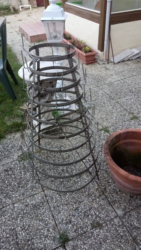 Porte bouteilles 20 Montacher-Villegardin (89)