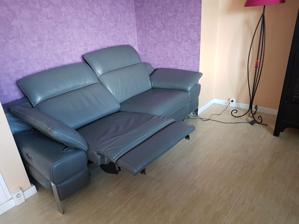 Canap&eacute; cuir relaxation Meubles