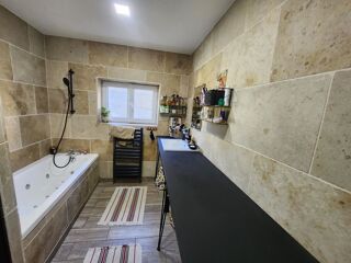  Maison  vendre 6 pices 148 m