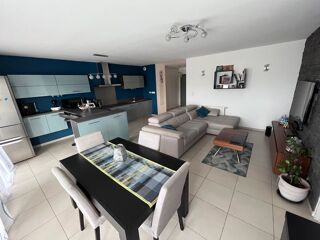  Appartement  vendre 4 pices 79 m