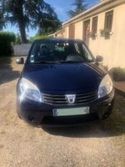 Sandero 1.4 MPI 75 GPL eco2 Ambiance 2010 occasion 16160 Gond-Pontouvre