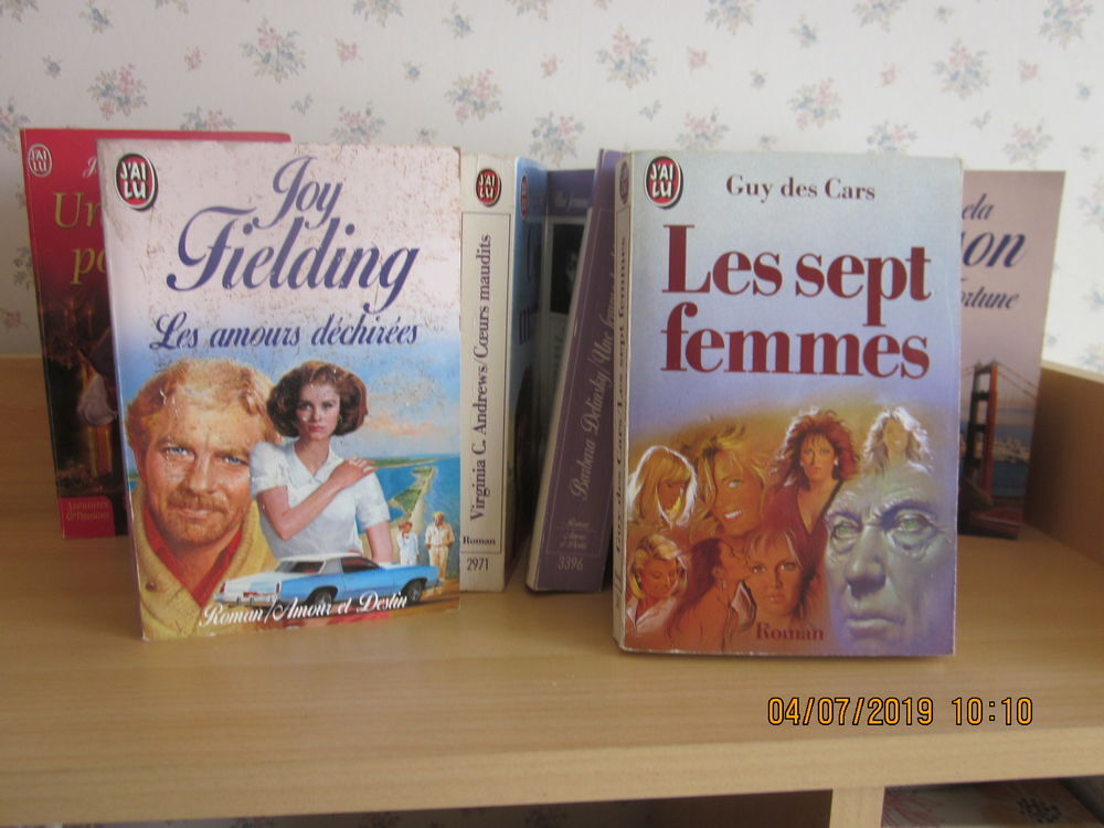 Livres de la collection J'AI LU Livres et BD
