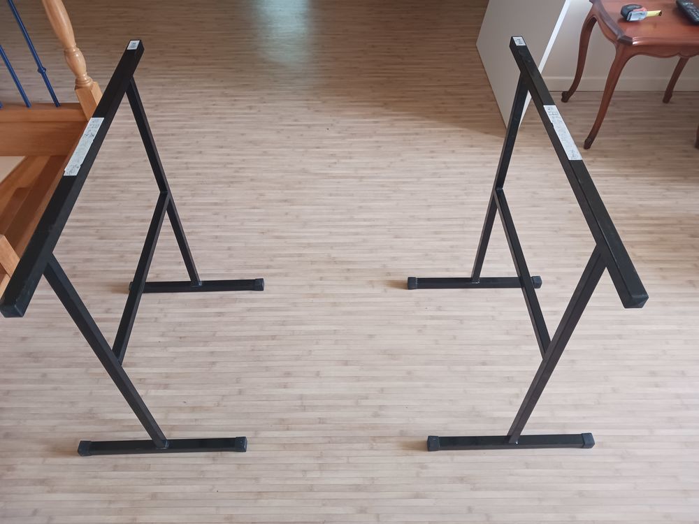 Table &agrave; tr&eacute;teaux pour &eacute;tudiant Meubles