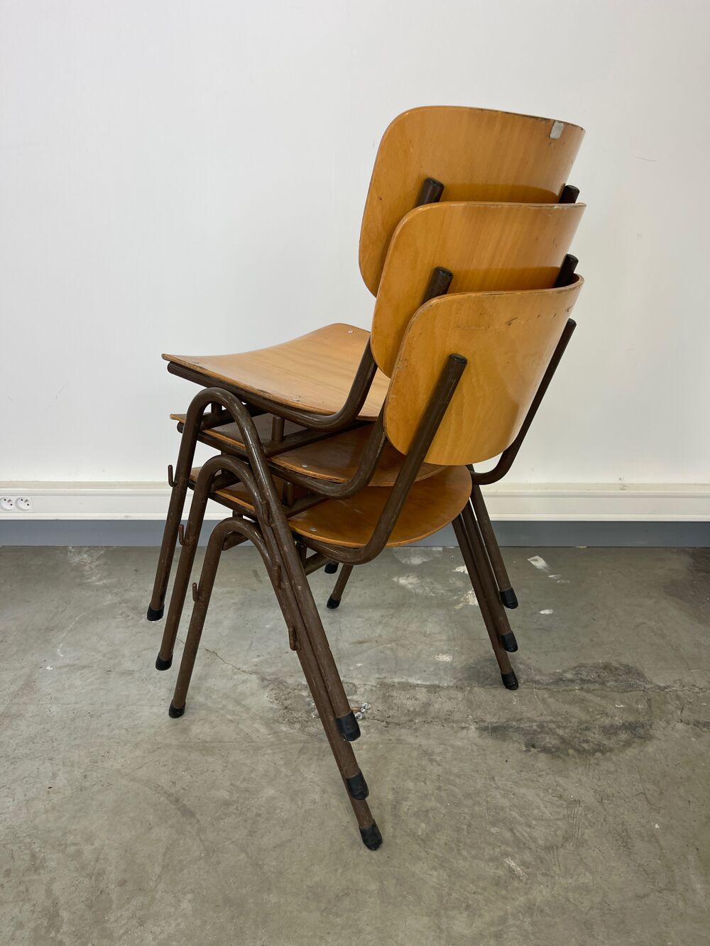 Lot de 3 chaises d'&eacute;cole Marko bois acier marron Pays-Bas an Meubles