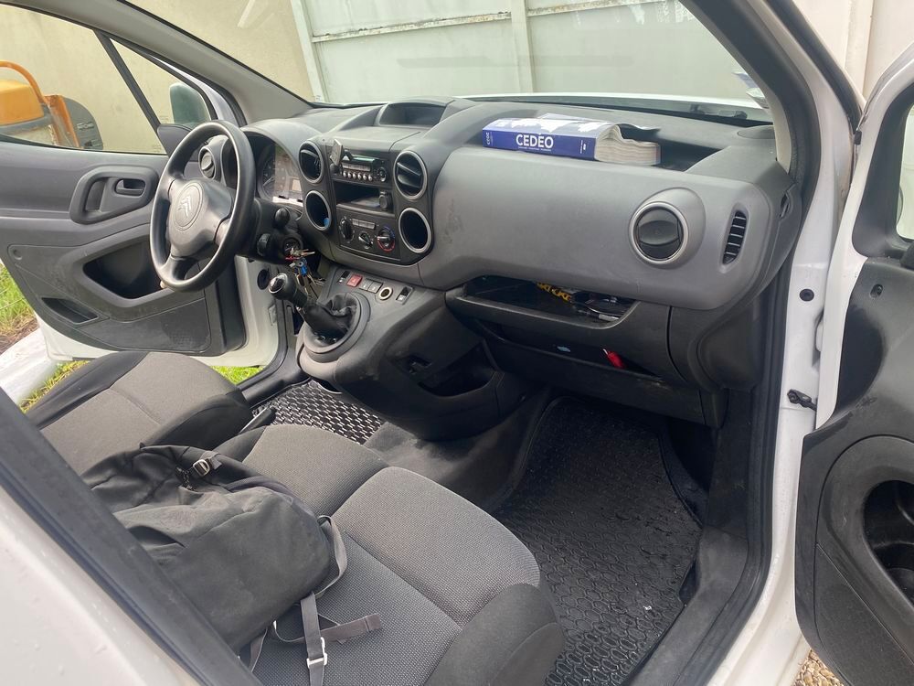 Berlingo BERLINGO CA XL BLUEHDI 100 S&S BVM6 2017 occasion 10000 Troyes