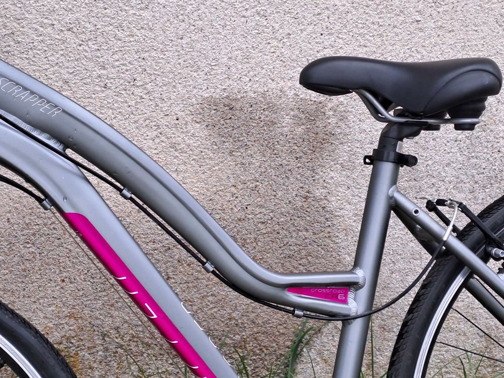 Tr&egrave;s joli v&eacute;lo femme Vélos