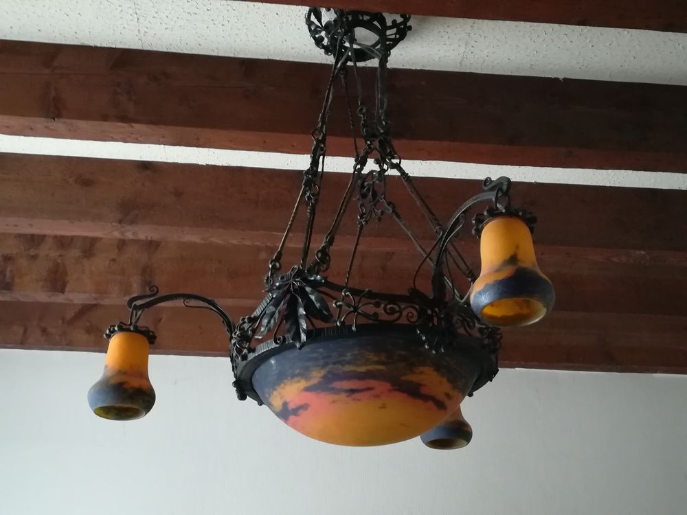 Lustre en p&acirc;te de verre, sign&eacute; Muller fr&egrave;res Luneville Décoration