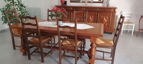 Salle � manger Louis XIII 650 N�rigean (33)