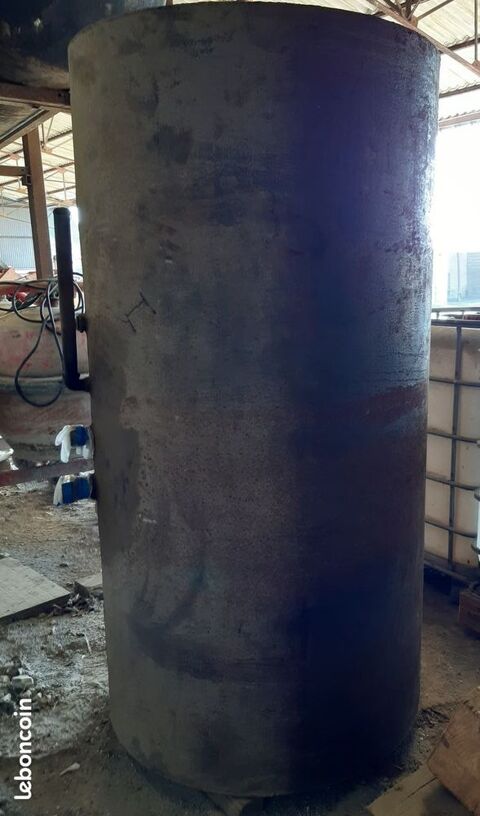 Cuve  fuel en fer cylindrique horizontale 150 Mesbrecourt-Richecourt (02)