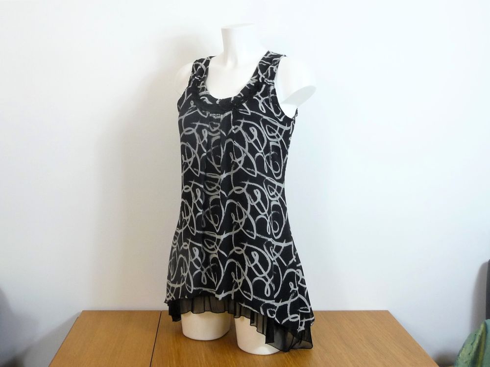 Robe/ Tunique Noir et Gris sans manches- Renatto Bene Vêtements