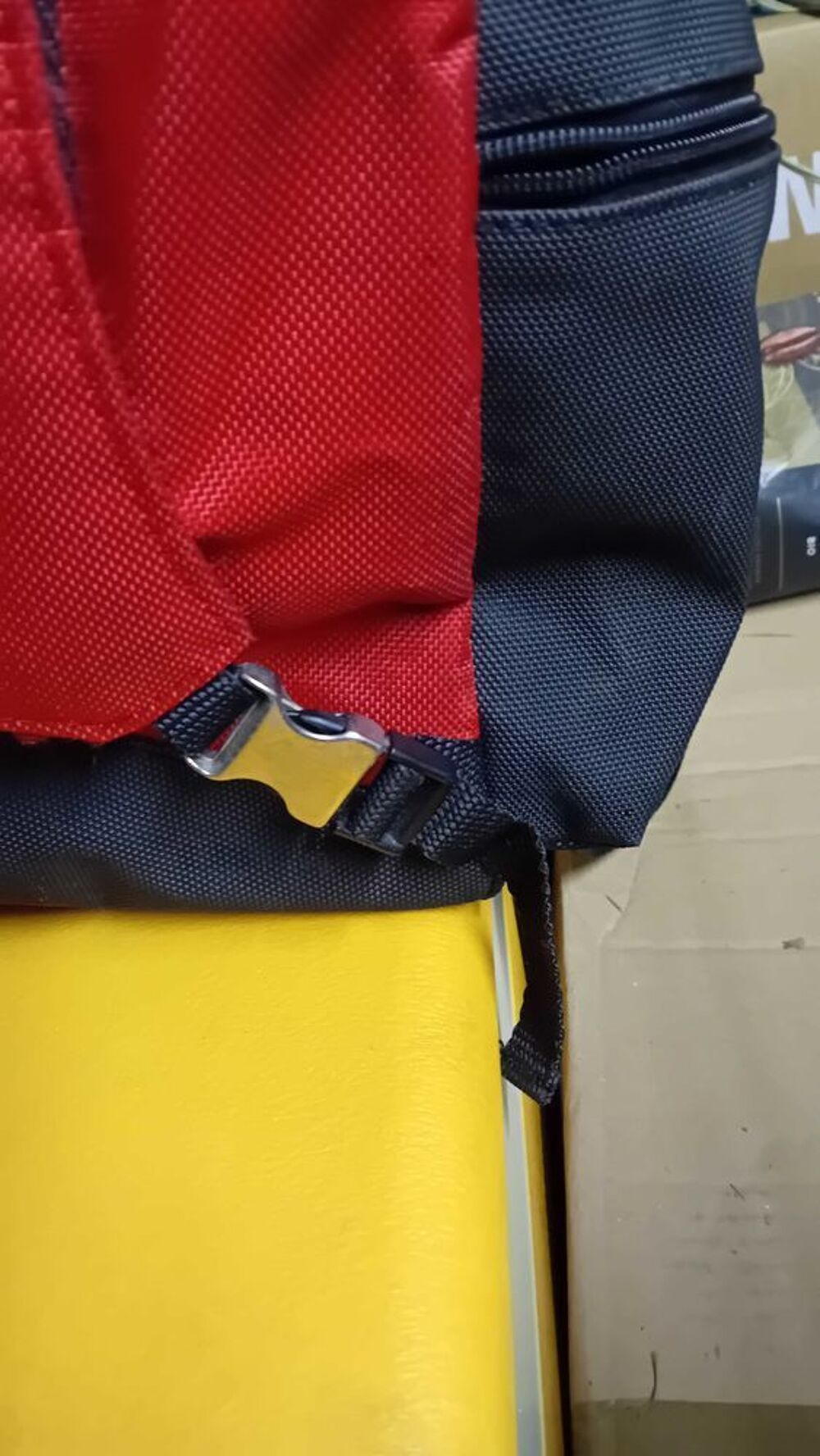 Breitling 1884 sac a dos rouge tbe 
