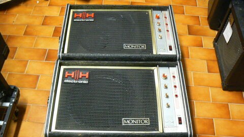 2 HH Monitors amplifiés 100 Watt vintage 300 Mormoiron (84)