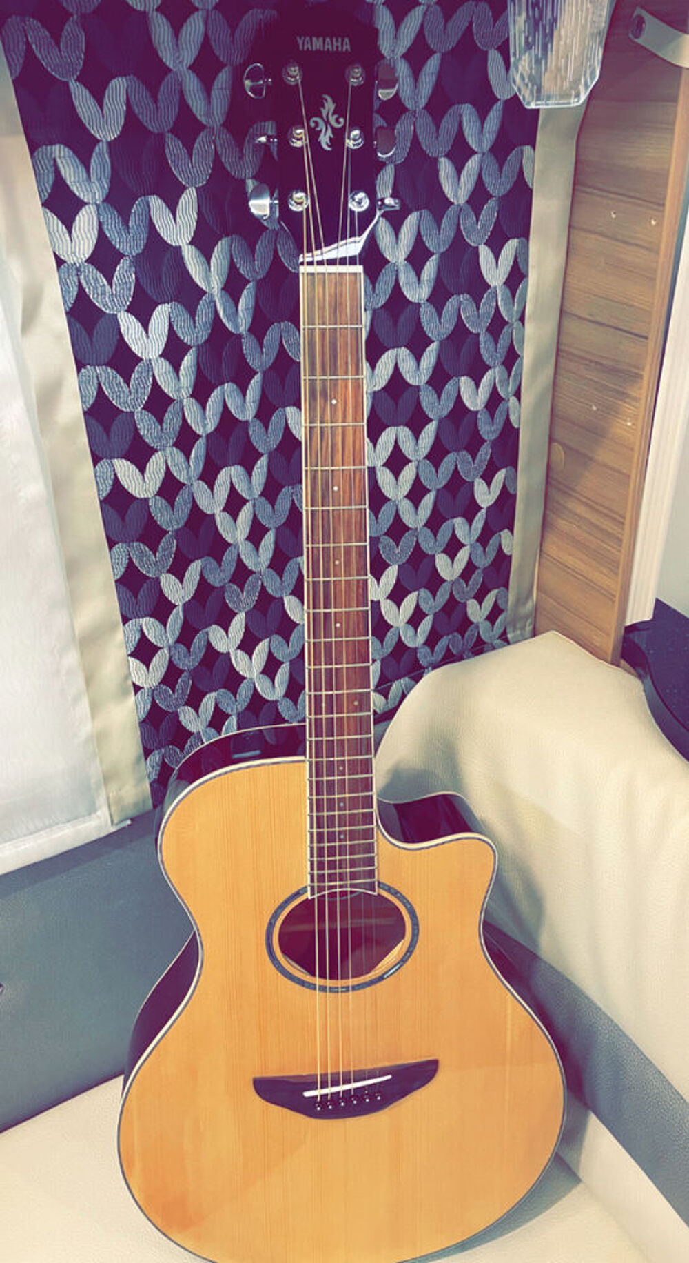 Guitar Yamaha Instruments de musique