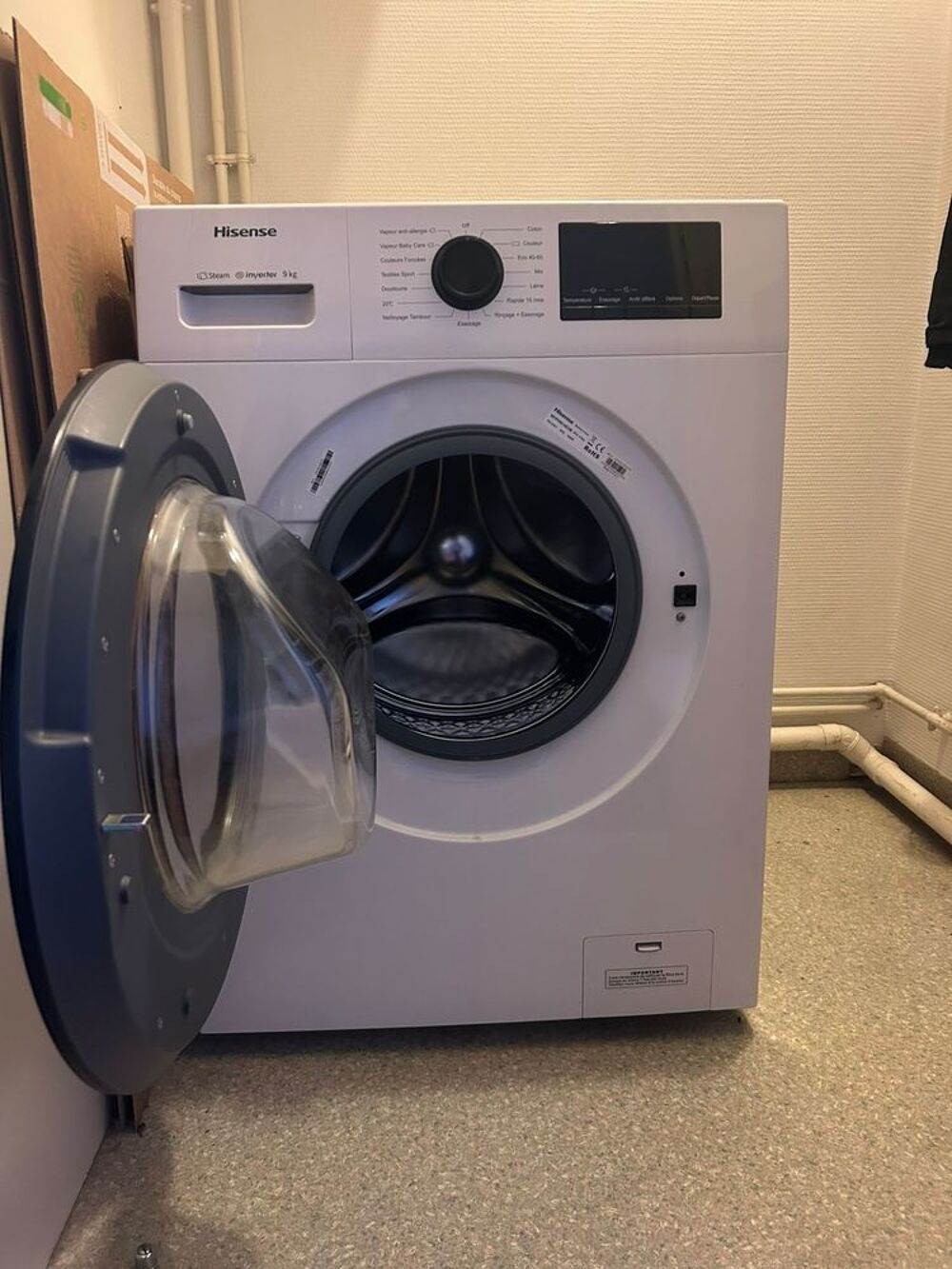 MACHINE A LAVER LE LINGE Electroménager