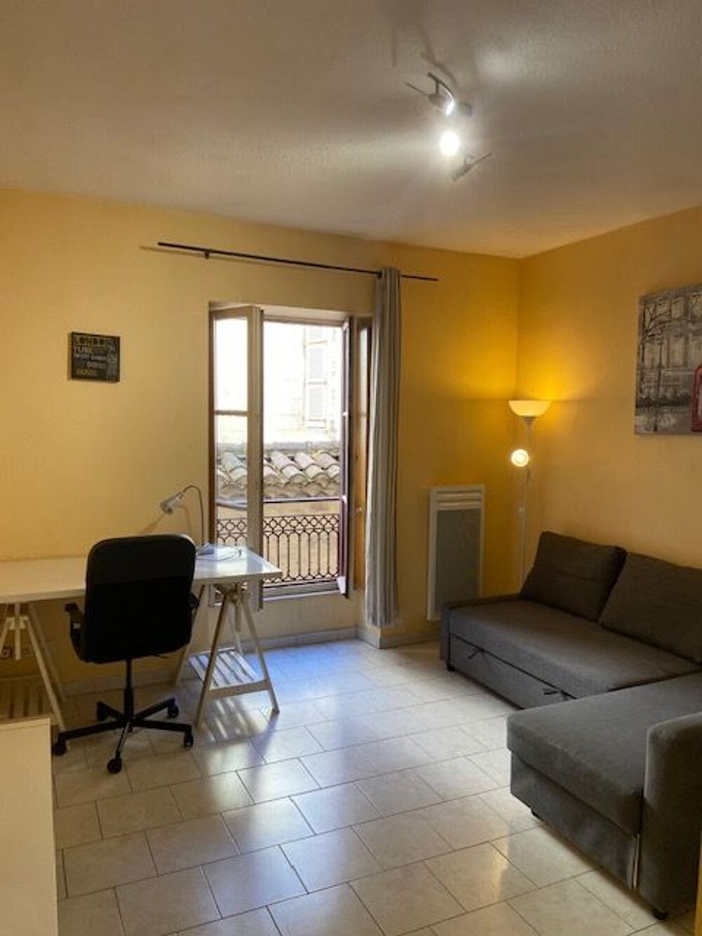 Location Appartement Studio hyper centre Nimes Nîmes