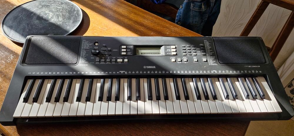 ClavierPSR-E363 Instruments de musique