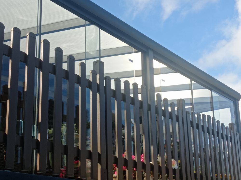 Barri&egrave;re ou garde corps en composite 11 m&egrave;tres lin&eacute;aires
Jardin