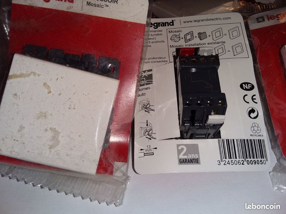 4 Poussoirs inverseur MOSAIC Neufs LEGRAND - 077041 Bricolage