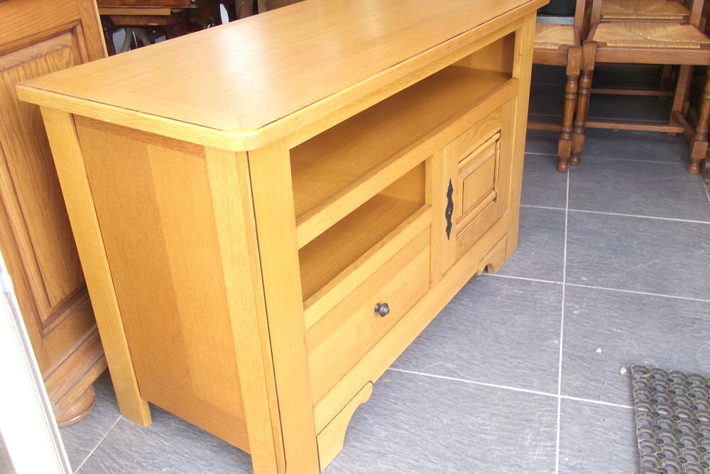 MEUBLE bas en CHENE de 116 x 50 cm H 73 cm Meubles