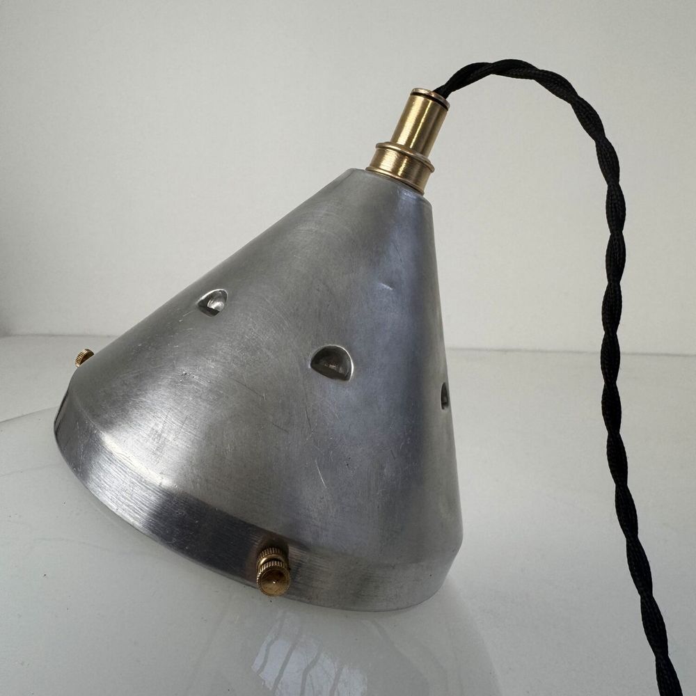 ANCIENNE SUSPENSION ART-DECO EN OPALINE D�coration