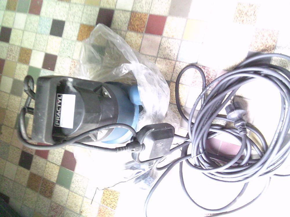 pompe eau avec floteur coupure,model p9112-400w 7000l/h prac Jardin