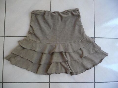 Jupe à volants marque JENNYFER taille M 10 Celles-sur-Belle (79)