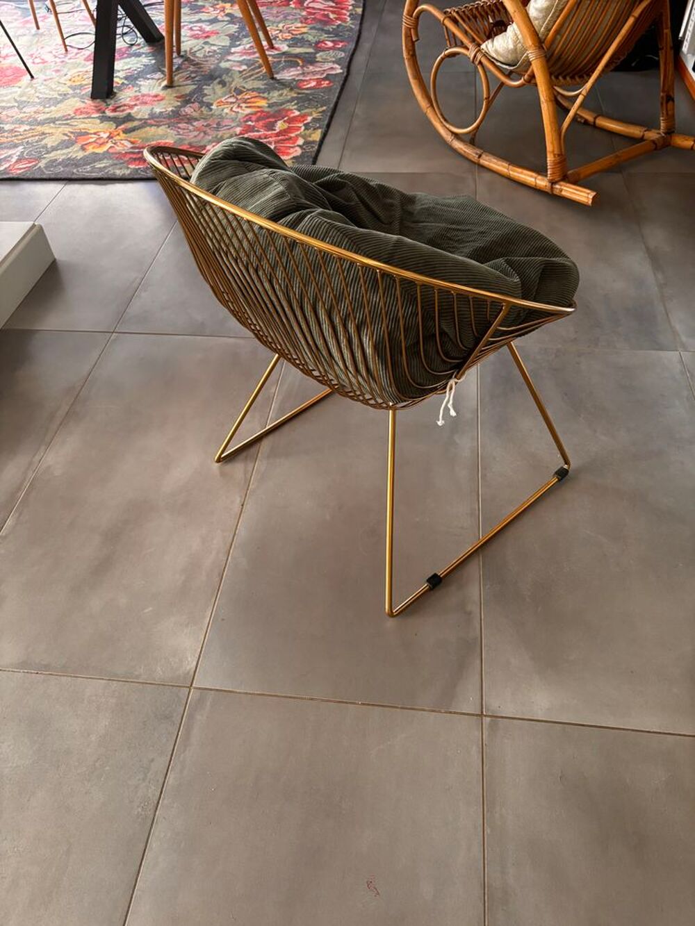 paire de chaises design m&eacute;tal dor&eacute; Meubles